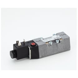 5/2-Wegeventil (Grundplattenventil) ISO STAR - Größe 1 - Betätigung Elektromagnet/Feder Norgren SXE9573-Z70-60-14J Spannung: 24 V a.c., Produktphoto